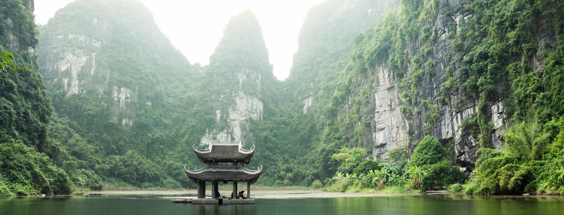 How To Reach Vietnam From India