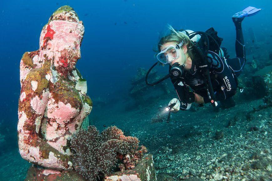 scuba diving bali.jpg