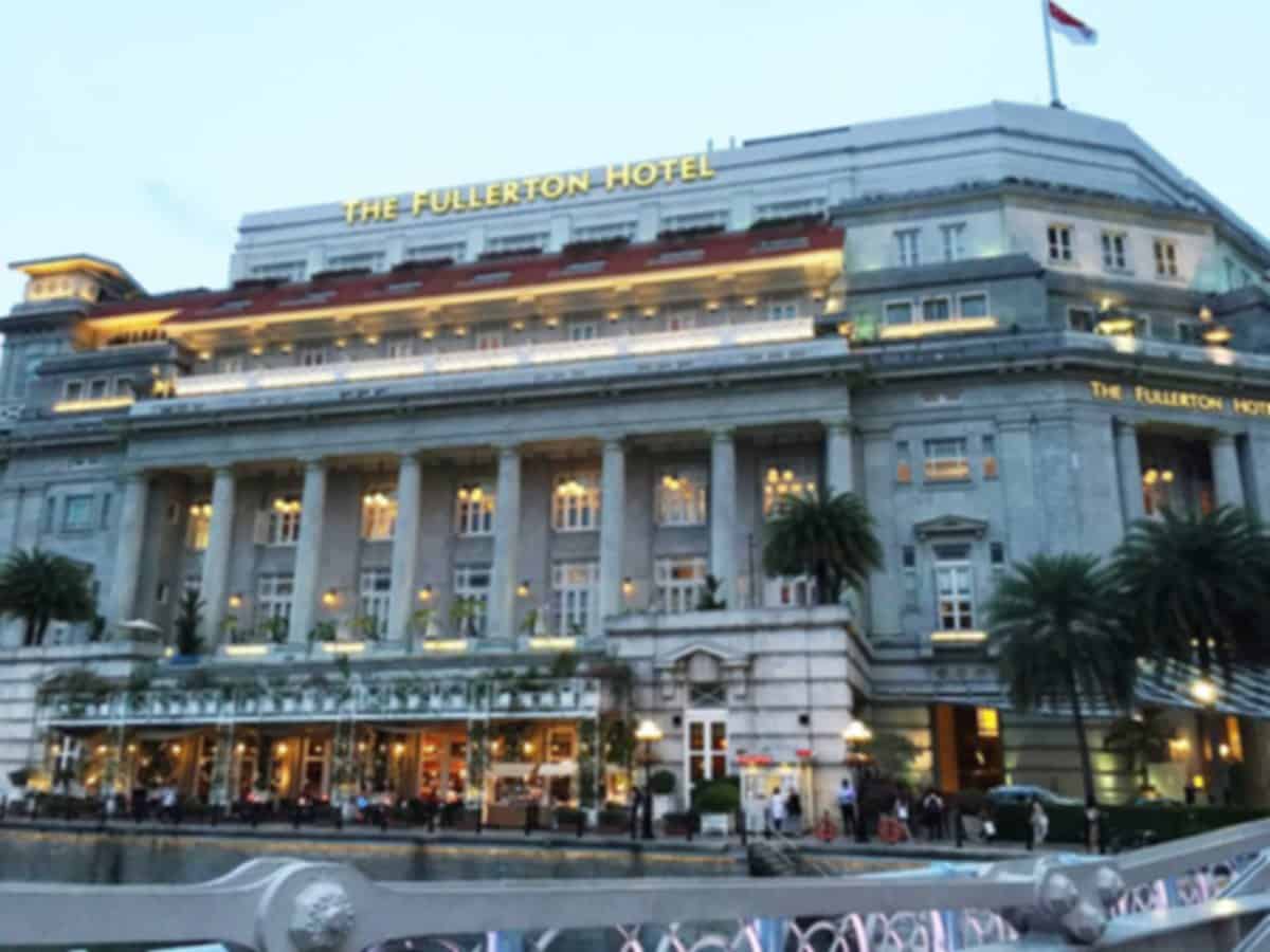 Fullerton Hotel Singapore 2026 – A Luxury Heritage Icon Overlooking Marina Bay