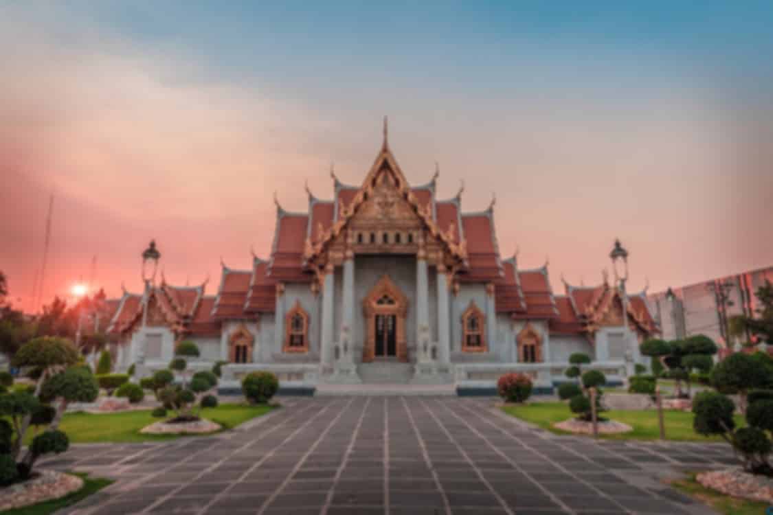 Wat Intharawihan, Bangkok