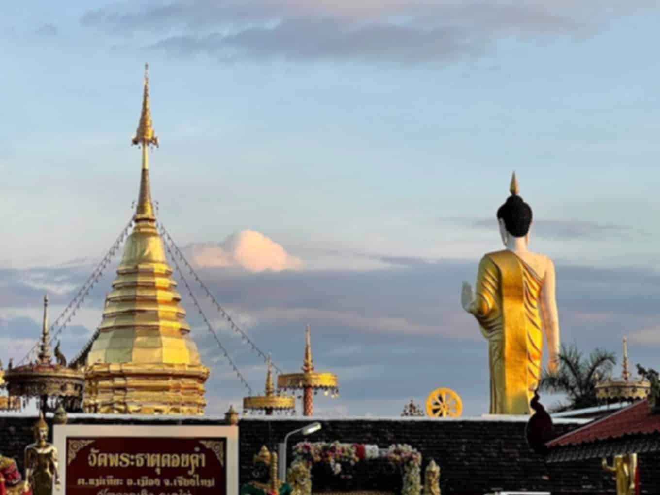Wat Phra That Doi Kham Chiang Mai Guide: Tickets, Highlights & Visiting Tips