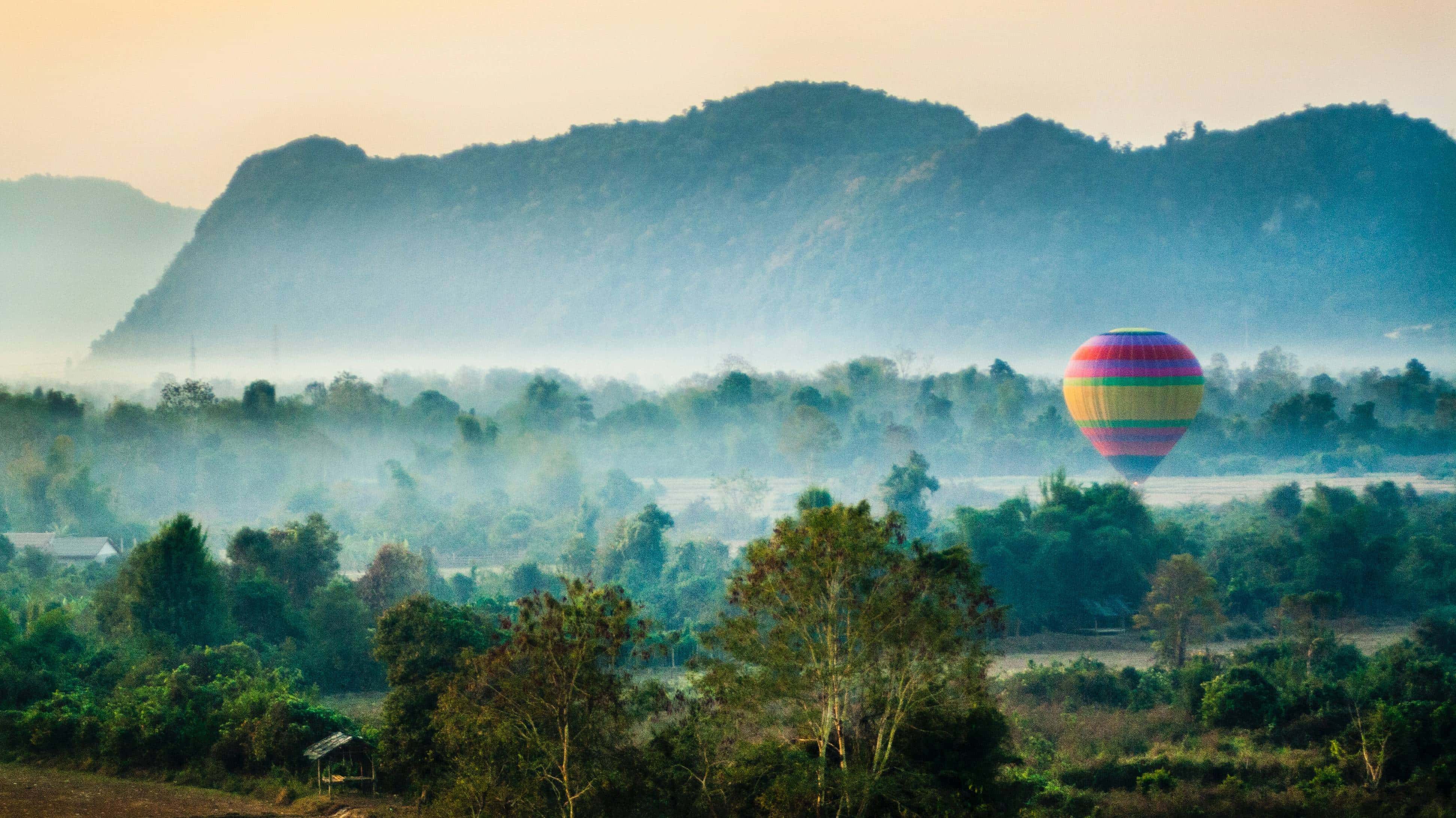 Laos Travel Guide and Tourism